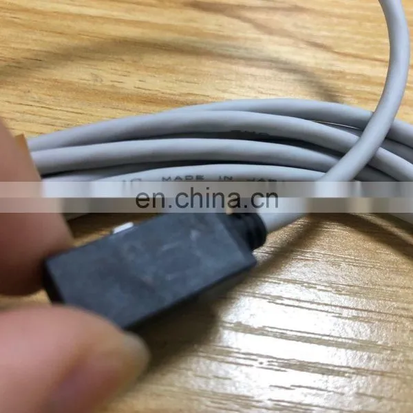 Original SMC Magnetic Switch D-F79 Made in China photo-2