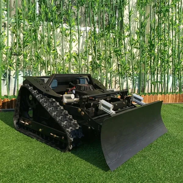 9HP Industrial Single Cylinder Loncin 224CC Gasoline Engine Tracked Remote Operated Bush Trimmer photo-2