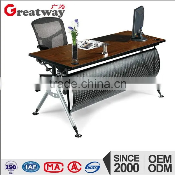 Standard sizes of computer workstation furniture