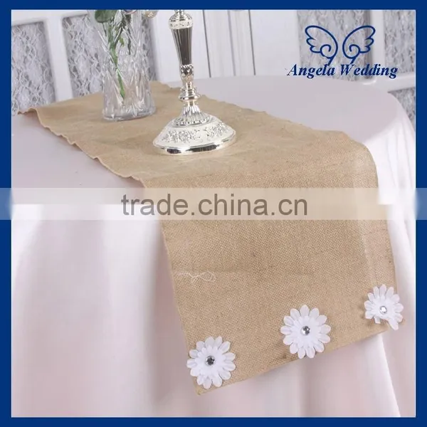 RU016B New 2015 Wholesale Handmade Embroidery Wedding Burlap Table Runners With Thiny Flower photo-2
