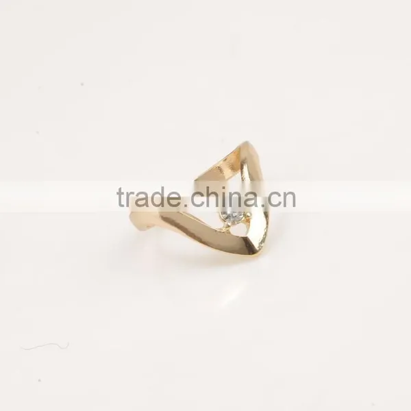 V Shape Latest Gold & Sliver Finger Ring Designs photo-5