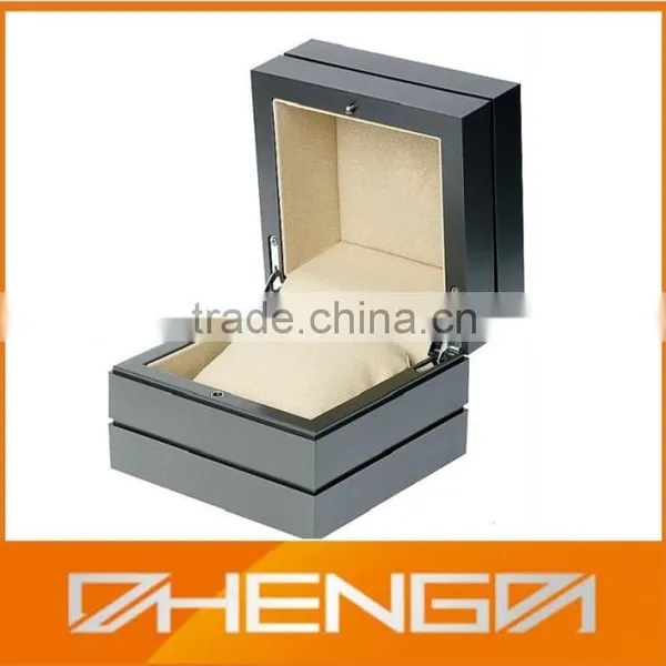 High Quality Factory Customized Made Empty Faux Red Leather Watch Box (ZDS-JS1414) photo-6