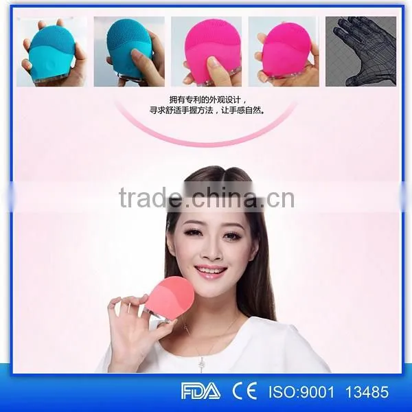 Hot Selling Comfortable Facial Wavebetter Silicon Facial Brush Cleaner photo-3