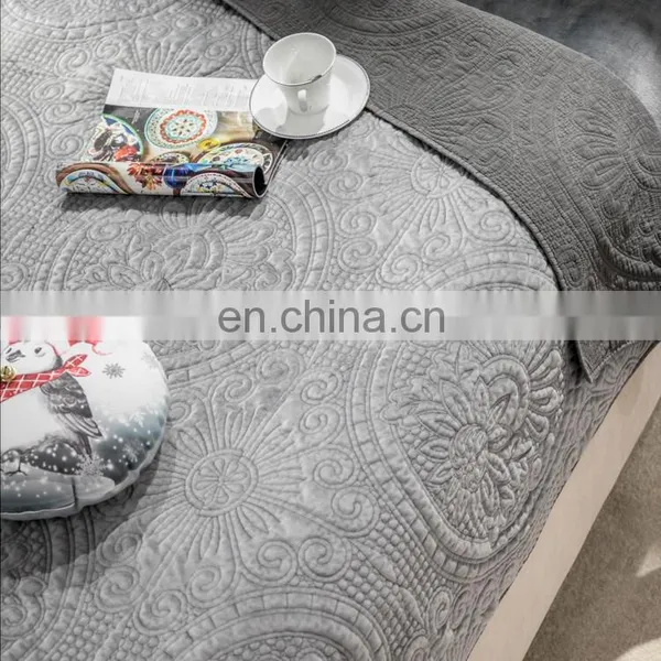 China Factory Custom Queen Size Dark Grey Mandala Embroidered Quilt Cover/Bedding Set