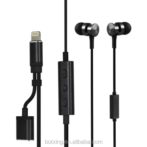 Newest High Quality Wired Stereo Super Bass MFi Earphone for IPhone With Charging and Listening Concurrently photo-5