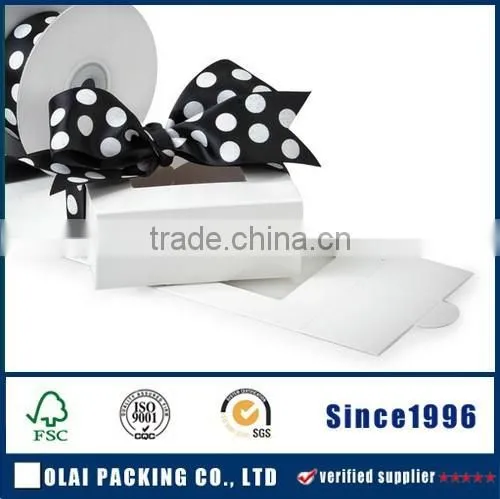 Customrized Luxury Paper Chocolate Box With Riband photo-2