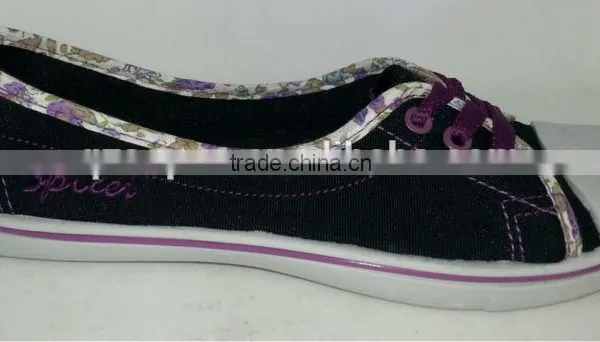 Black New Arrival Top Cheap and Fashion Injection Lace-up Shoes /canvas Shoes