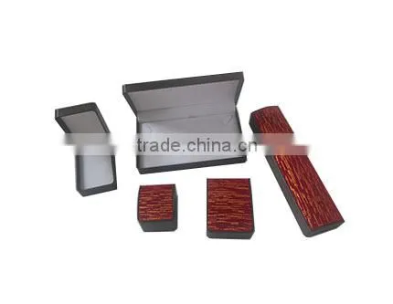 Luxury Plastic Jewelry Packaging Box photo-3