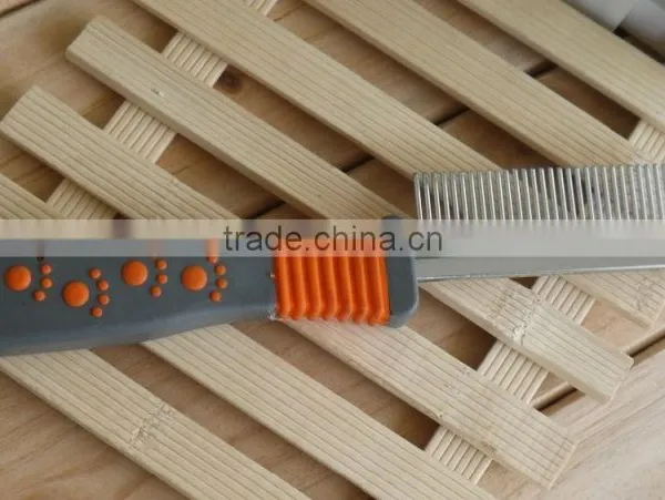 2015 Dog Products Plastic Handle Pet Comb photo-3