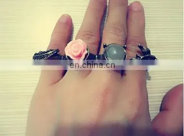 Luxuries Wedding Copper Palm Rings Rose Gold Plated CZ Zircon Ring Girls Lovers Prong Setting Rhinestones Four Fingers photo-3