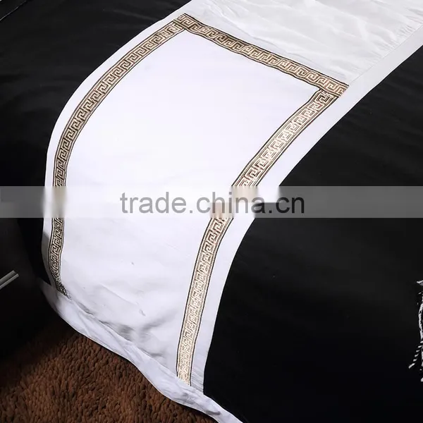 Black and White 100% Cotton Luxury Embroidered Hotel Bedding Set Professional Commercial Bed Linen photo-4