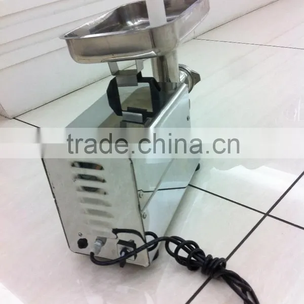 Low Power 250W Electric Stainless Meat Grinder With CE photo-3
