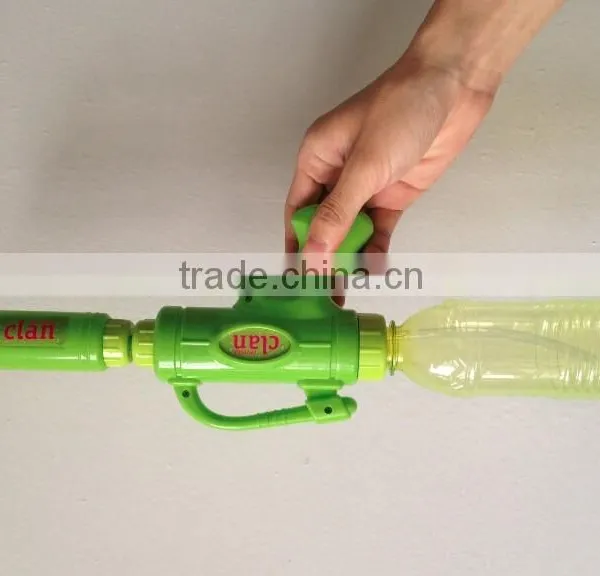 Plastic Water Gun With Beverage Bottle photo-2