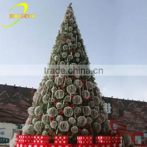 Led Giant Christmas Tree