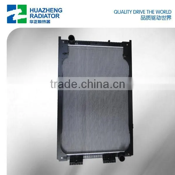 Heavy Duty Truck Plastic Tank Aluminum Core Manufacturer Auto Radiator photo-3