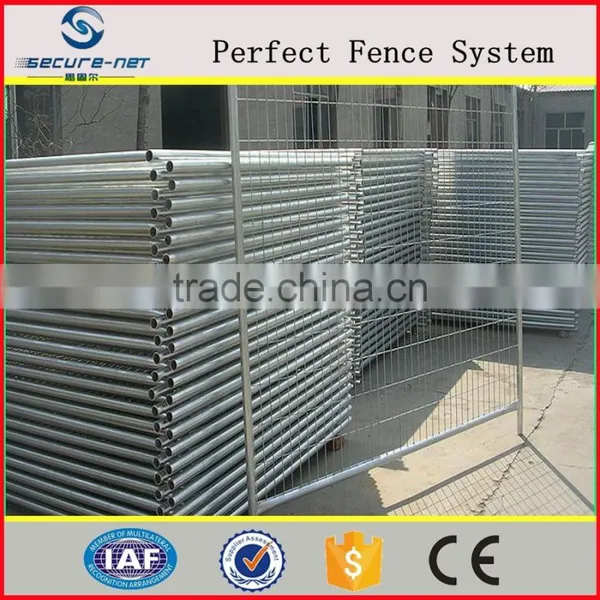 Free-standing Rot Proof Silver Galvanized Mobile Fence in Stock photo-4
