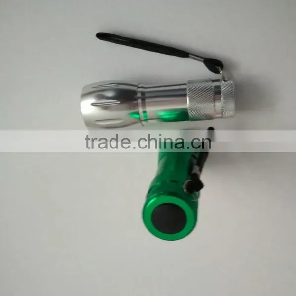 3AAA Battery 9 LED Torch Flashlight Double Blister Card Package Flashlight photo-3