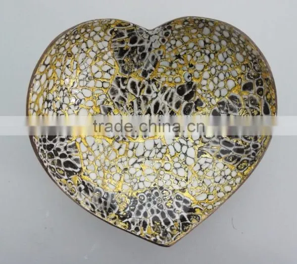 Heart Shape Lacquer Coconut Bowl / High Quality Lacquerware From Vietnam Leading Manufacturer photo-2