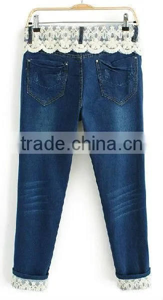 OEM Factory Supply High Fashion Trendy Design Jeans Style Half Pants for Women photo-2