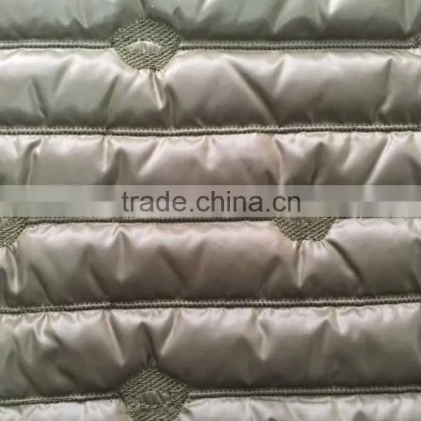 Stripe Embroidered Thermal Padded Fabric With Quilting for Down Coats/jacket