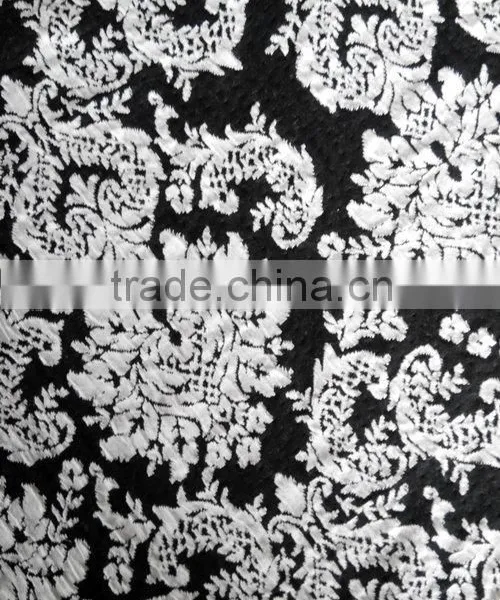 Classical,comfortable Graceful Black and White Matched Floral Knitted Jacquard Fabric Polyester and Cotton