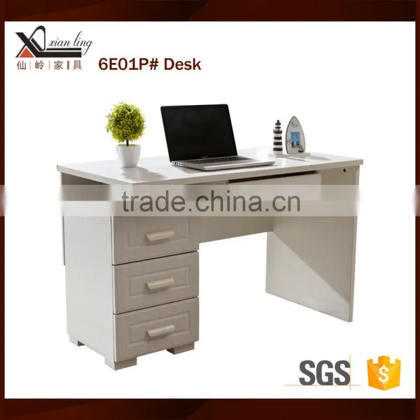 Computer Desk with Assembly Instruction