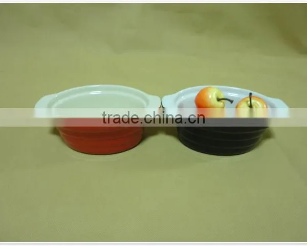 Good Quality Round Colored Ceramic Bakeware With Two Handles photo-4