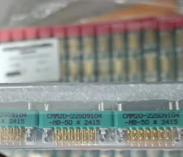 Коннектор Winchester Electronics CMM20-22SD9104-MB50