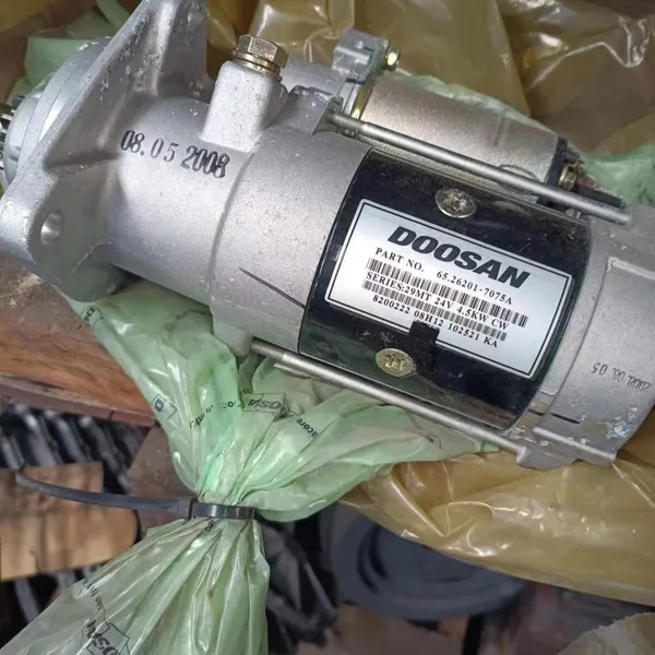 Factory Price DOOSAN DL06 Construction Machinery Motor 6 Cylinder 115kw Water-Cooled With Core Components Engine and Pump photo-2