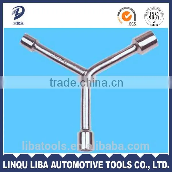 China Manufacturer Safety Quality 3 Legs Wrench for Cars photo-4