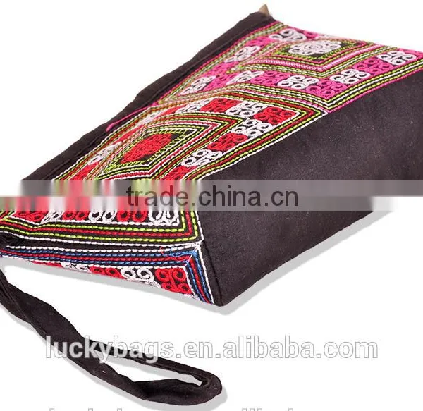2015 New Bag Cotton Canvas Bag the Miao Embroidery Handbag photo-3