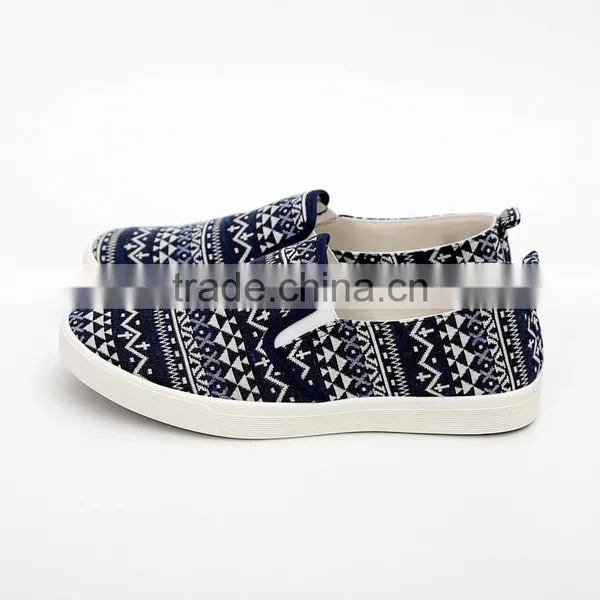 Hot Sale Pvc Outsole Man Casual Dress Canvas Shoe China Manufacturer photo-2