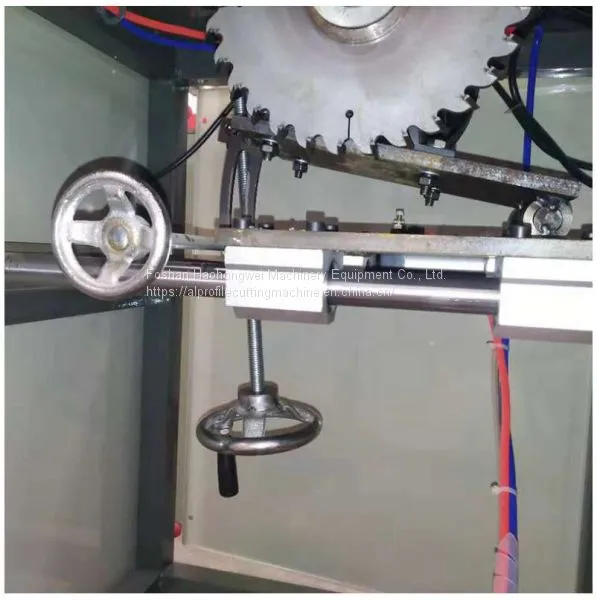 Aluminum Alloy Door and Window Machine/Double-head Precision Cutting Saw photo-2