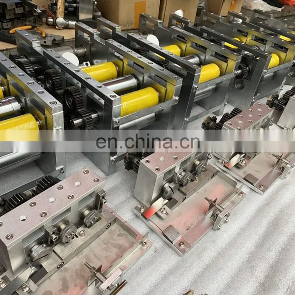 Ultrasonic Face Nose Bridge Welding for Folding Conveyor Rollers Machine Clipart photo-5