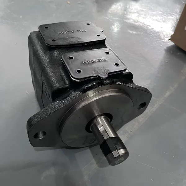 EATON VICKERS Piston Pump 02-348839 PVQ20-B2R-SS1S-21-C21D-12 02-341685 PVQ32-B2R-SE1S-21-C14-12 02-341956 PVQ40AR02AA10G2100000200100CD0A photo-4