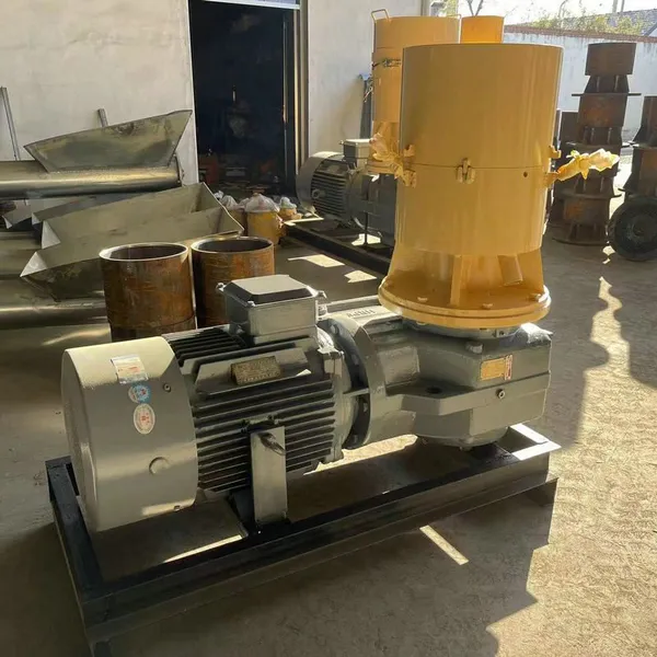 High-Efficiency 350-450kg/h Flat Die Biomass Pellet Machine photo-5