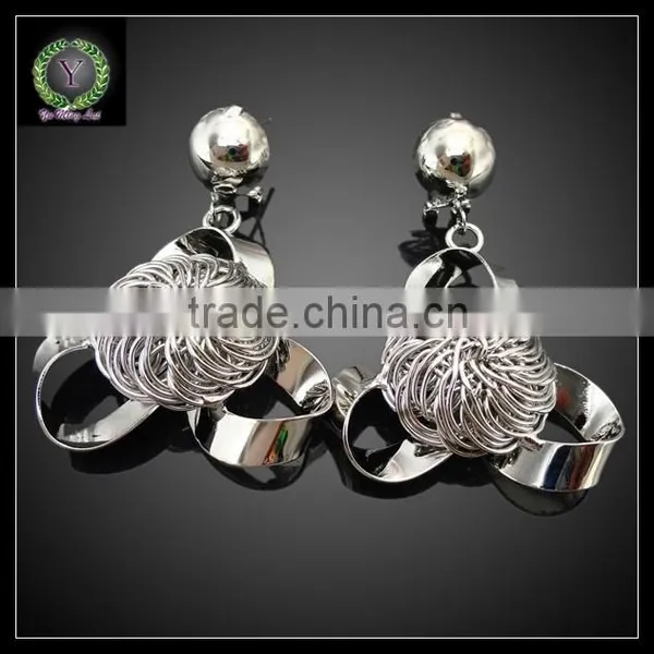 Beatiful Fashion Jewerly Set in Silver photo-5