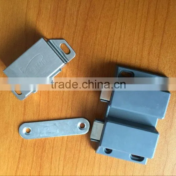 Good Quality Cabinet Magnetic Catch Cabinet Roller Catch photo-6