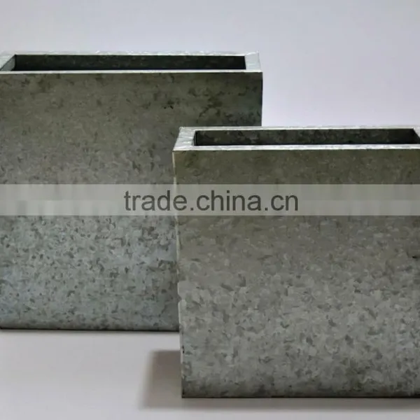 Decorative Garden Planters in Metal photo-3