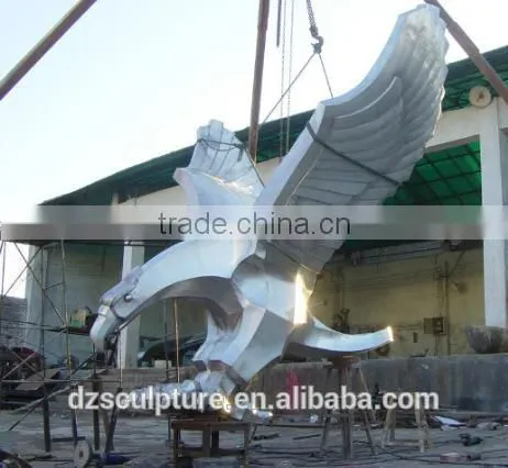 Mirror Finish Outdoor Bird Sculpture in Stainless Steel Material photo-2