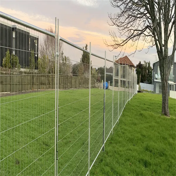Heavy-duty Galvanized Steel Interlocking Crowd Control Barrier With Bridge-shaped Footings photo-3