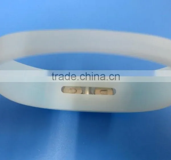 Silicone Bracelet LED Light Wave Vibration Cycling Equipment Use Bracelet Wholesale Direct photo-2