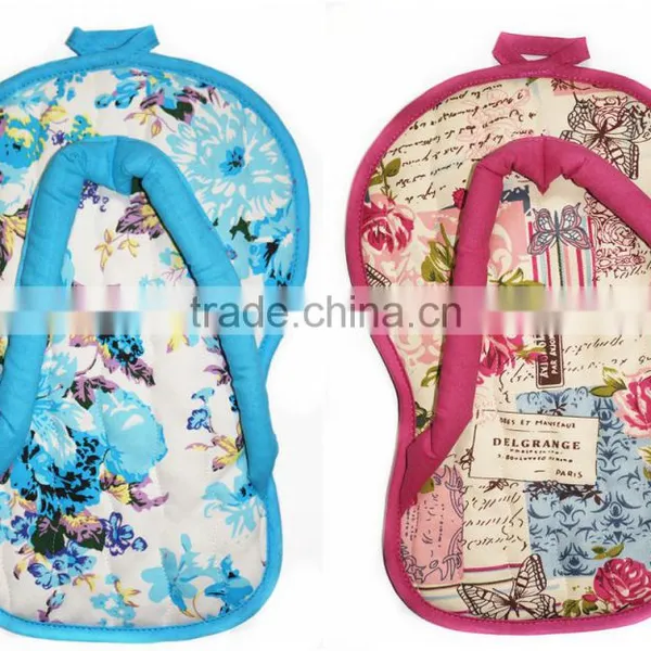 AZO-free Flower Design Cotton Twill Potholder With Knitting photo-6