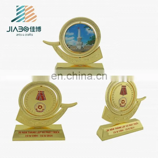 High Quality Custom Design Boat Shape Metal Trophies Made in China photo-4