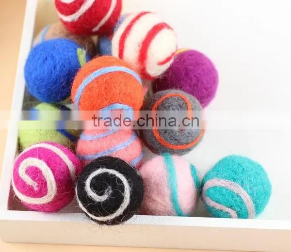 2016 Christmas Decoration Handmade Wool Felt Ball Bulk Buy From China photo-3