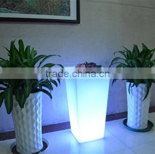 Made-in- China Remote Control RGB Color Changing Flower Bonsai photo-2