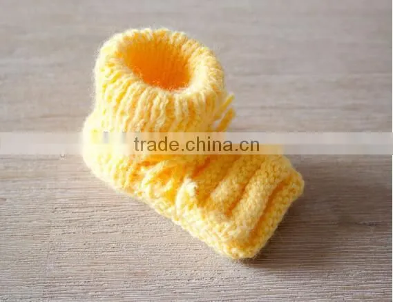 Wholesale Bright Gold Wool Knitting Shoes Toddler Infant Indoor Crochet Shoes photo-3