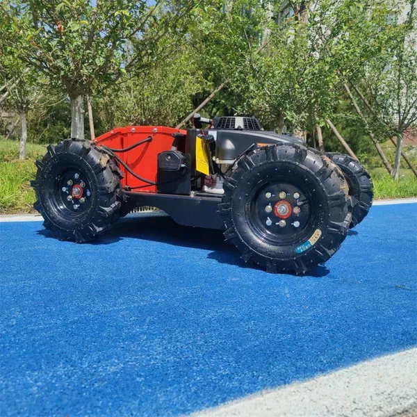 Single-cylinder Four-stroke Speed of Travel 6km/h Remote Controlled Slope Mower photo-5