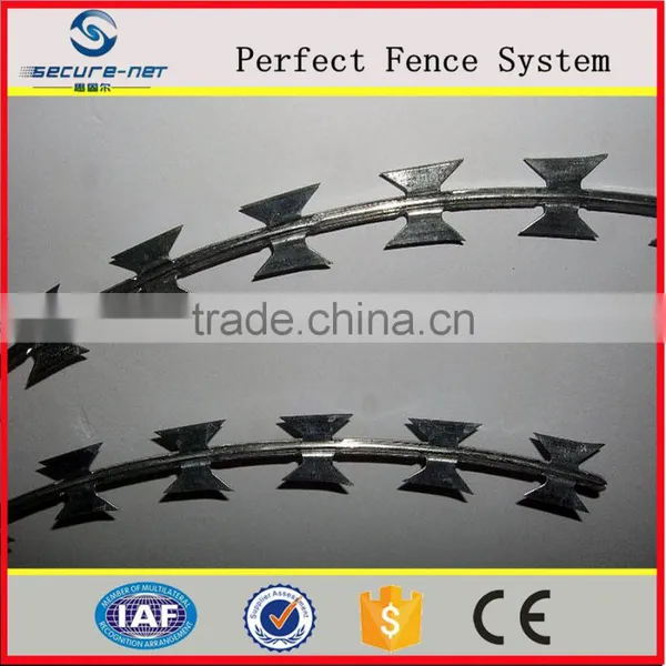 Hot Dipped Galvanized Razor Barbed Wire With Durability Quality photo-3