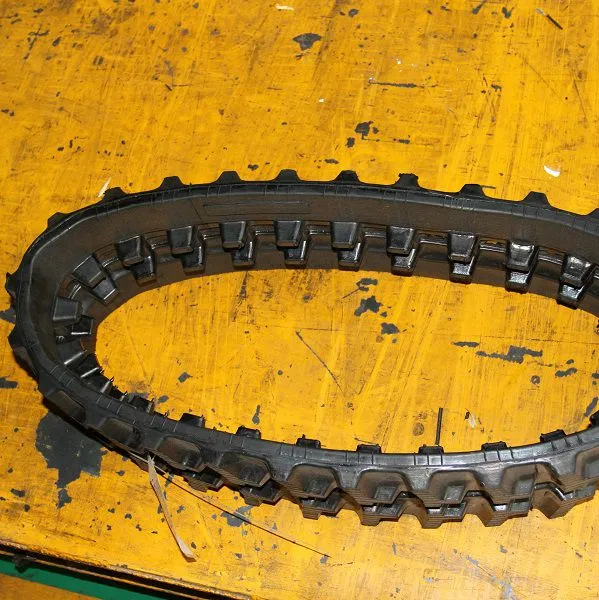 180mm Width Mini Excavator Rubber Track 180*60*25 for Small Size Construction Machinery photo-5
